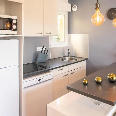 Arts By Coeur De Loup Apartman